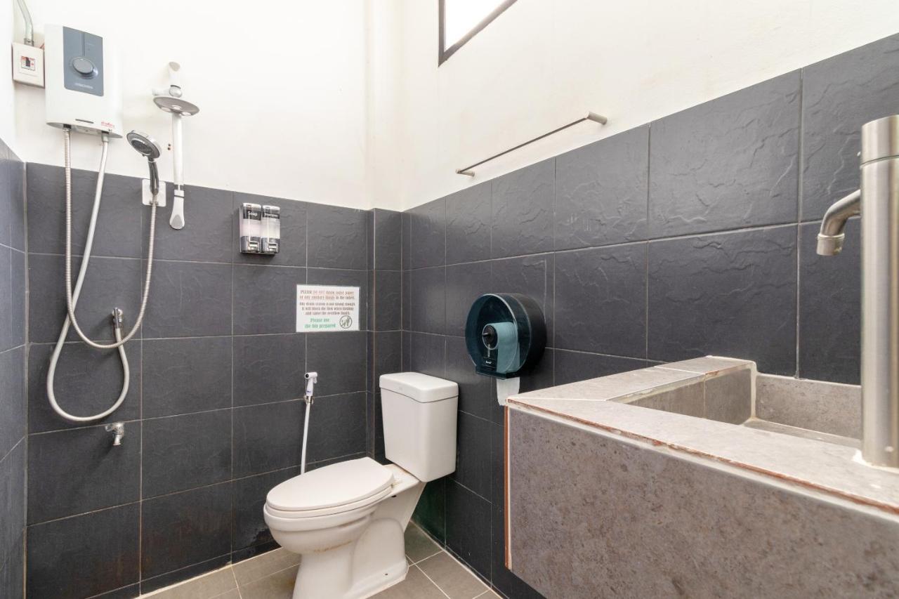 Oyo 677 Le Loftel Hostel Τσιάνγκ Μάι Εξωτερικό φωτογραφία