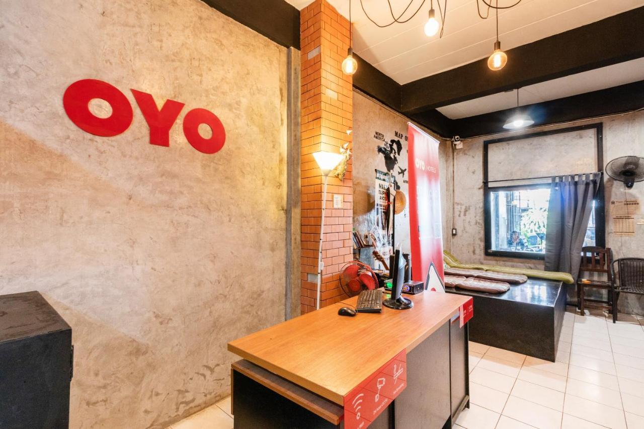 Oyo 677 Le Loftel Hostel Τσιάνγκ Μάι Εξωτερικό φωτογραφία